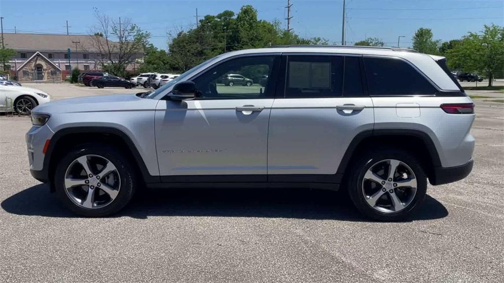 used 2024 Jeep Grand Cherokee car, priced at $47,988