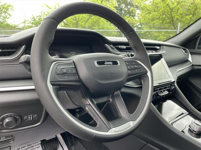 used 2024 Jeep Grand Cherokee car, priced at $41,473