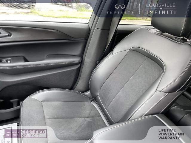 used 2024 Jeep Grand Cherokee car, priced at $41,805