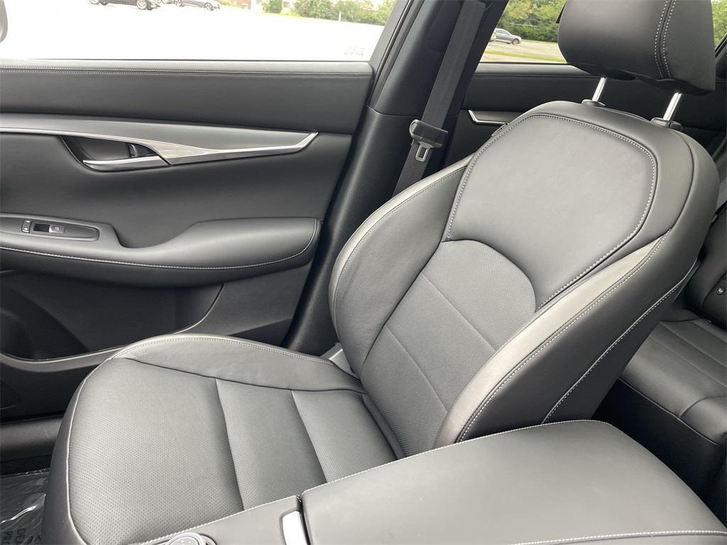 used 2025 INFINITI QX50 car, priced at $39,920