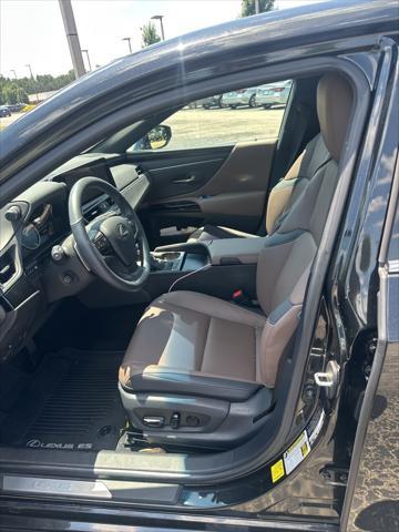 used 2024 Lexus ES 350 car, priced at $43,899