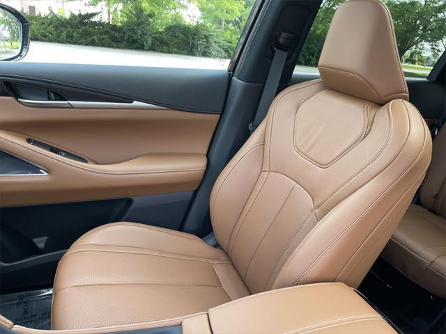 new 2025 INFINITI QX60 car, priced at $60,900