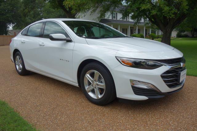 used 2022 Chevrolet Malibu car, priced at $18,950