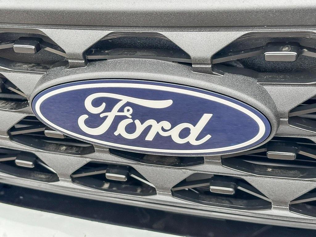 new 2025 Ford Maverick car, priced at $33,492