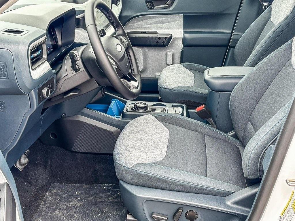 new 2025 Ford Maverick car, priced at $33,492