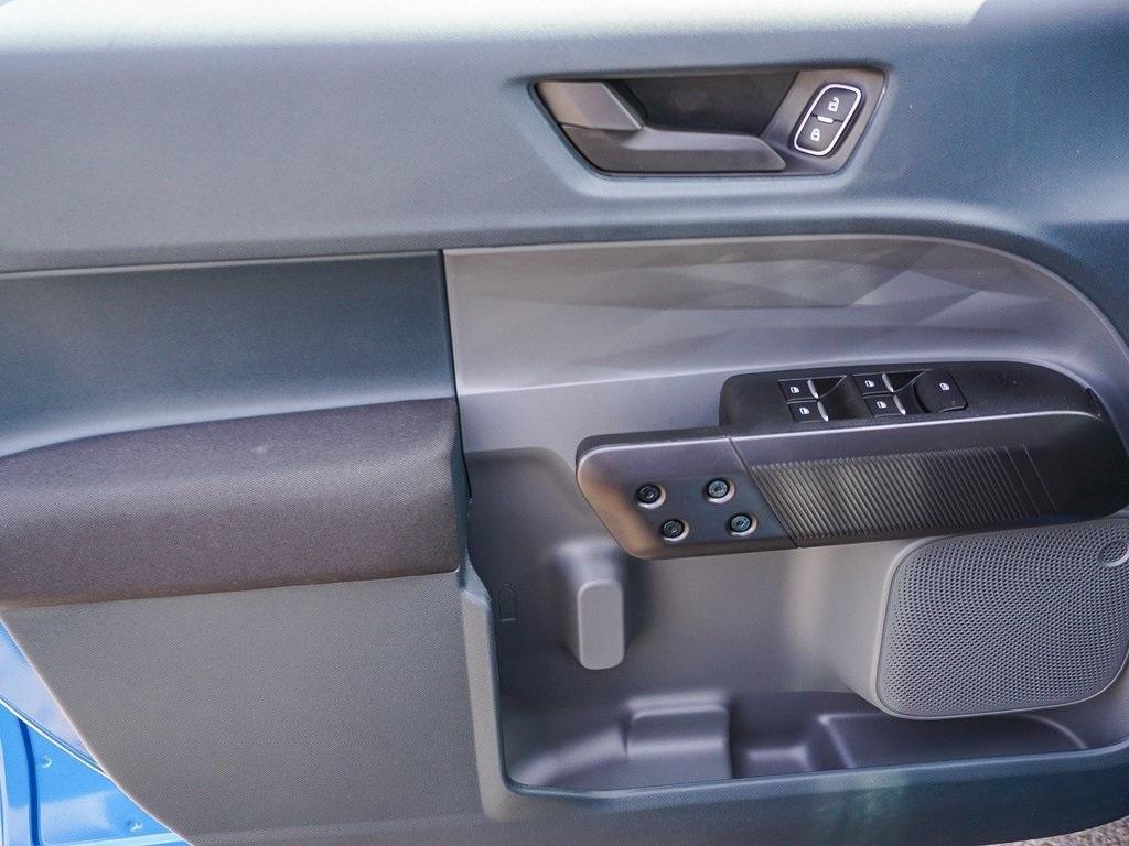 new 2025 Ford Maverick car, priced at $27,336