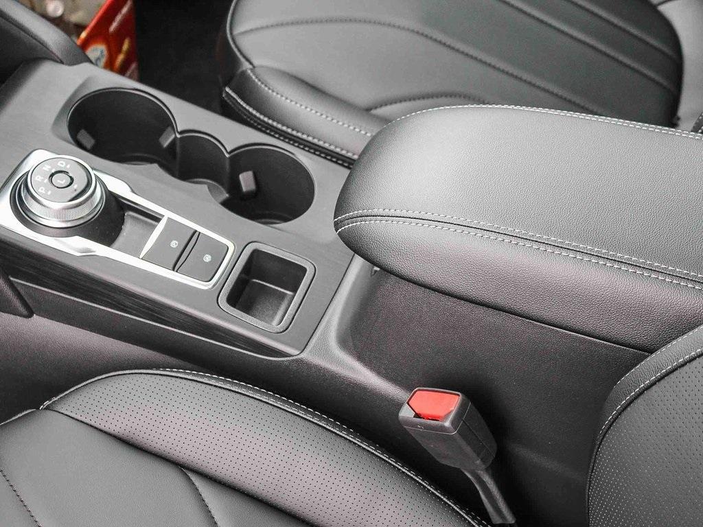 new 2025 Ford Escape car, priced at $36,716
