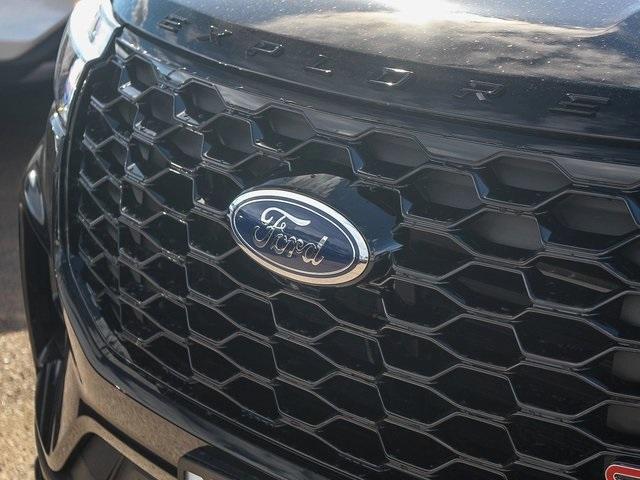 new 2025 Ford Explorer car, priced at $55,286