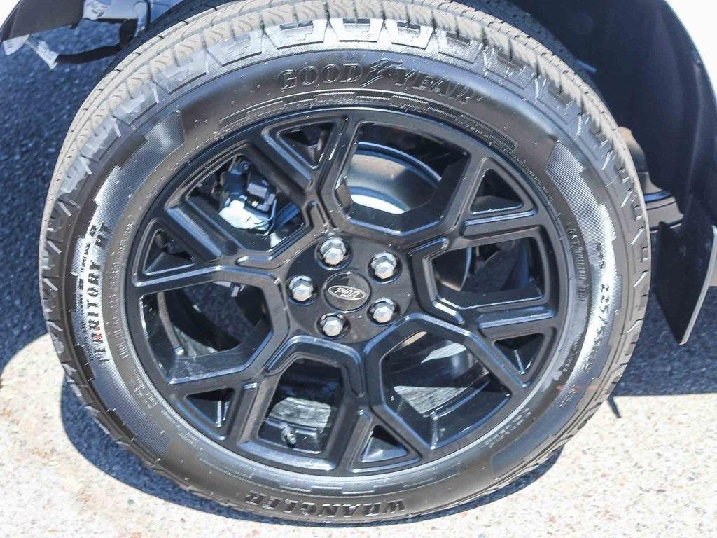 new 2025 Ford Maverick car, priced at $32,207