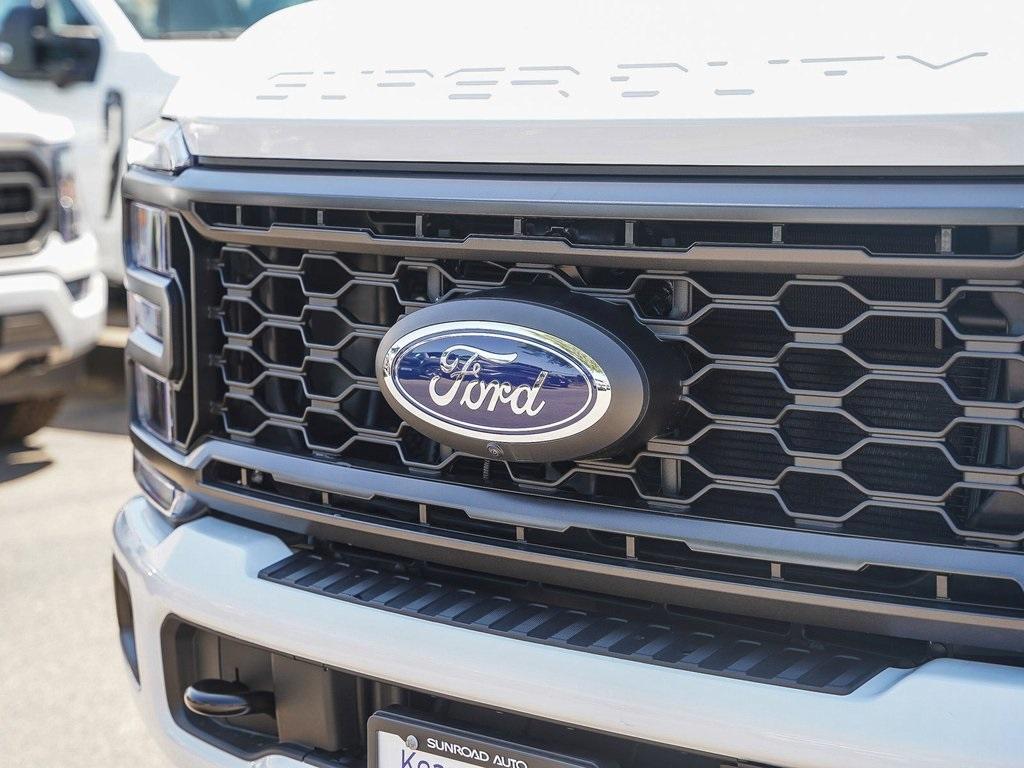 new 2023 Ford F-350 car, priced at $53,650