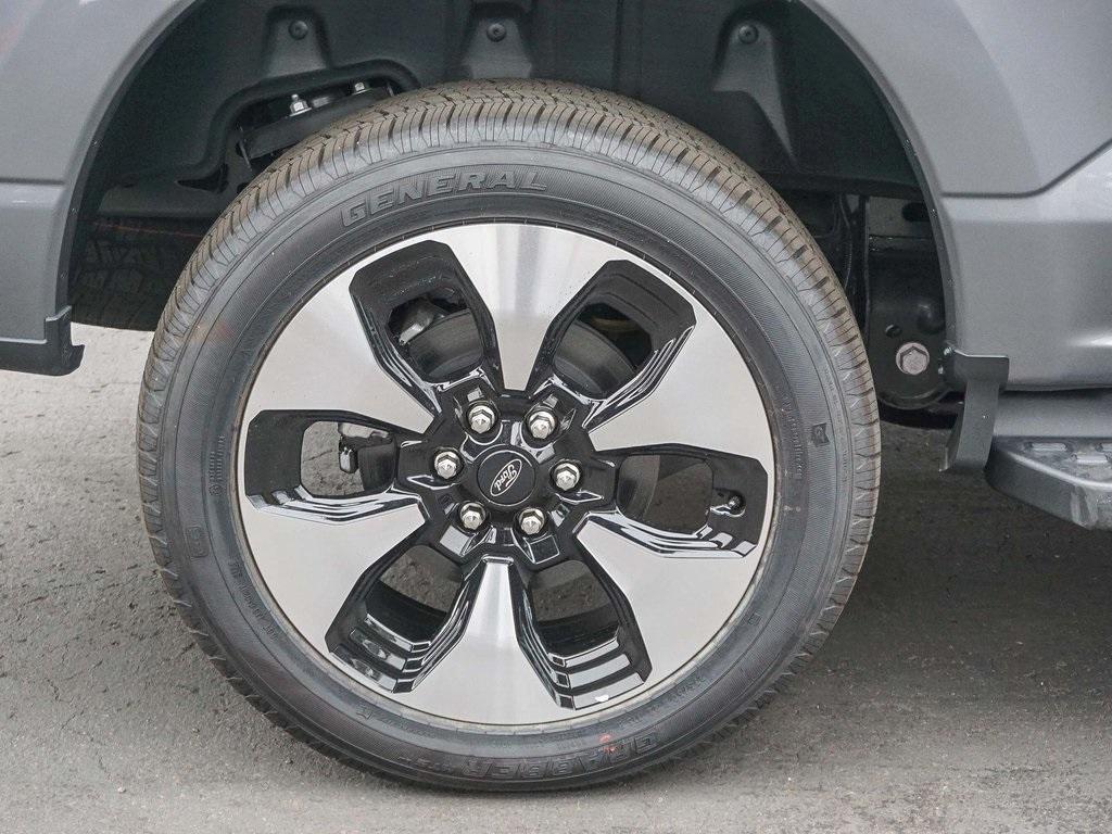 new 2025 Ford F-150 Lightning car, priced at $83,020