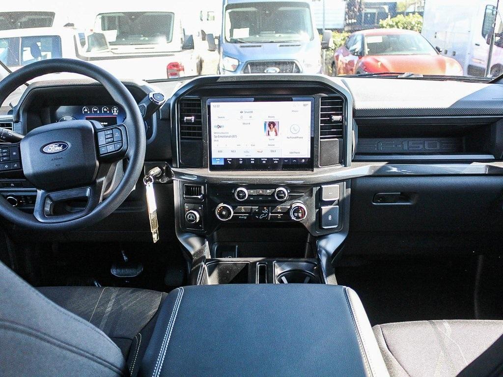 new 2025 Ford F-150 car, priced at $49,370