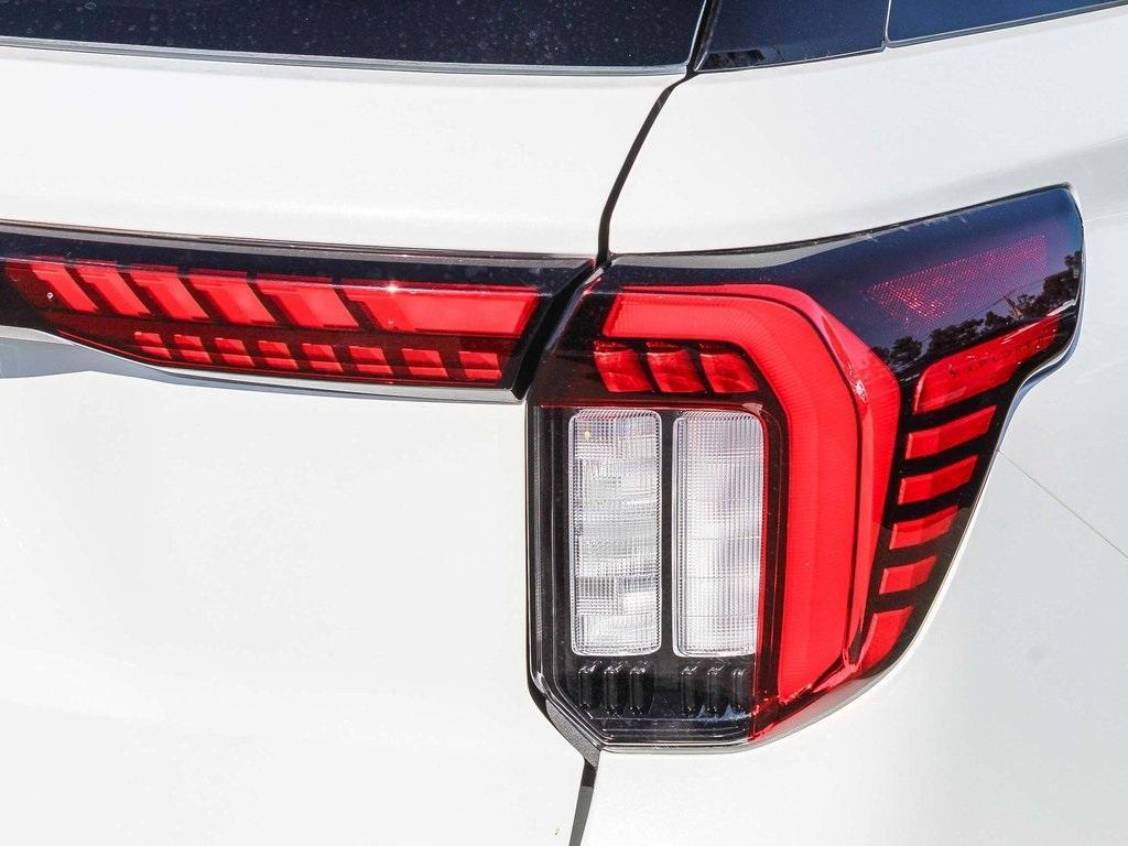 new 2025 Ford Explorer car, priced at $39,168