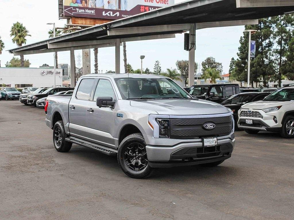 new 2025 Ford F-150 Lightning car, priced at $61,979