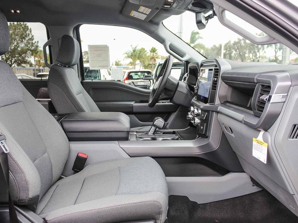 new 2025 Ford F-150 Lightning car, priced at $61,979