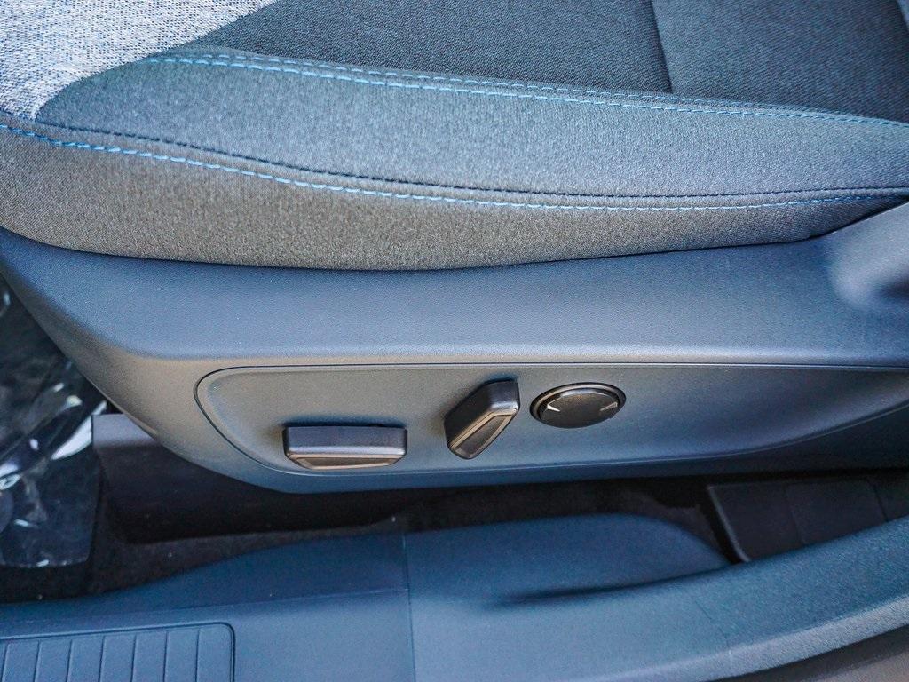 new 2025 Ford Maverick car, priced at $31,512
