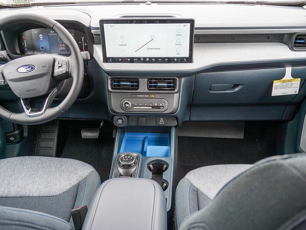 new 2025 Ford Maverick car, priced at $32,062