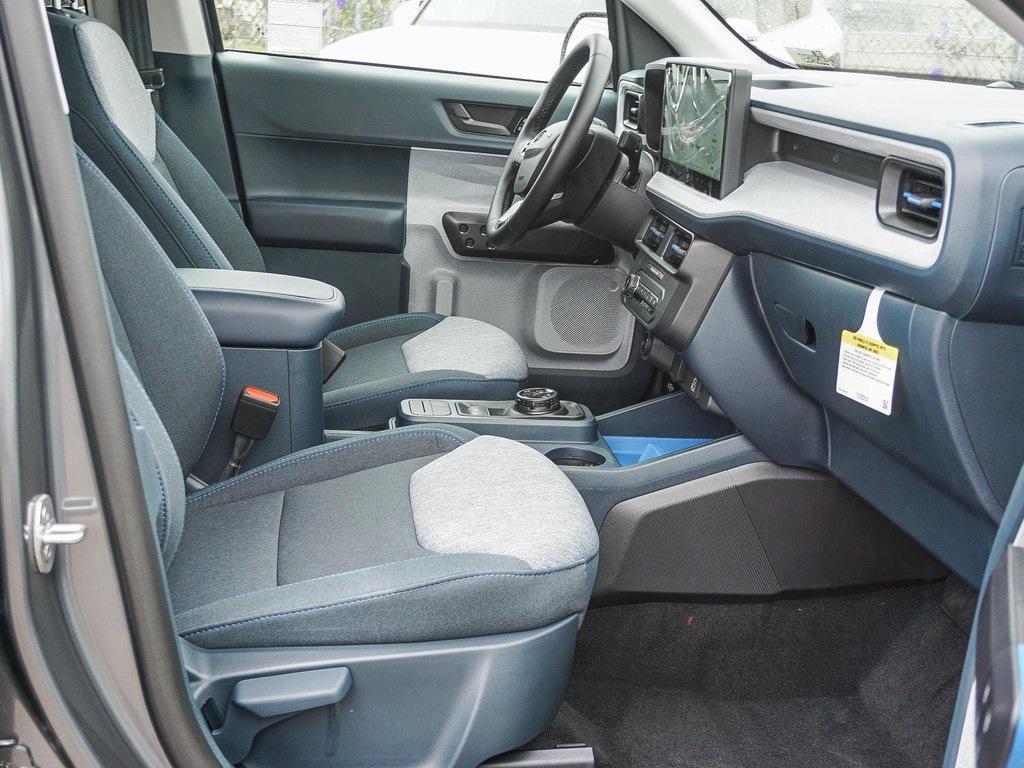 new 2025 Ford Maverick car, priced at $32,062
