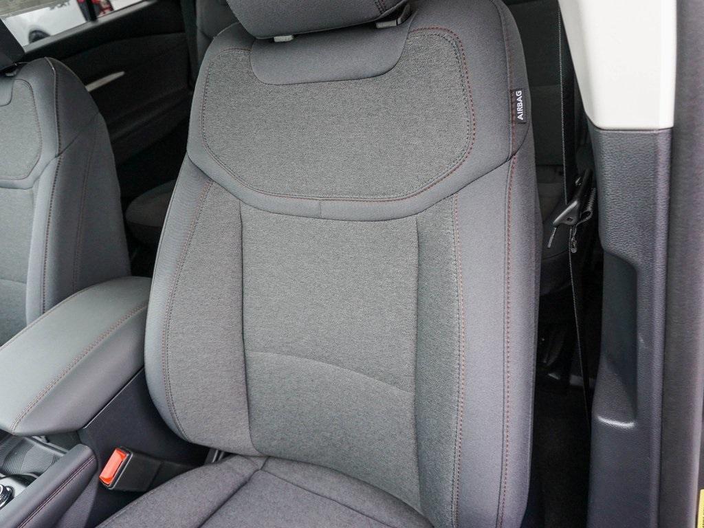 new 2025 Ford Explorer car, priced at $40,112