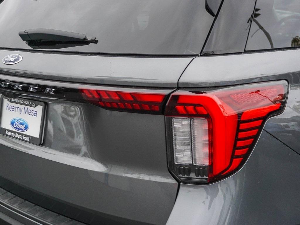 new 2025 Ford Explorer car, priced at $40,112