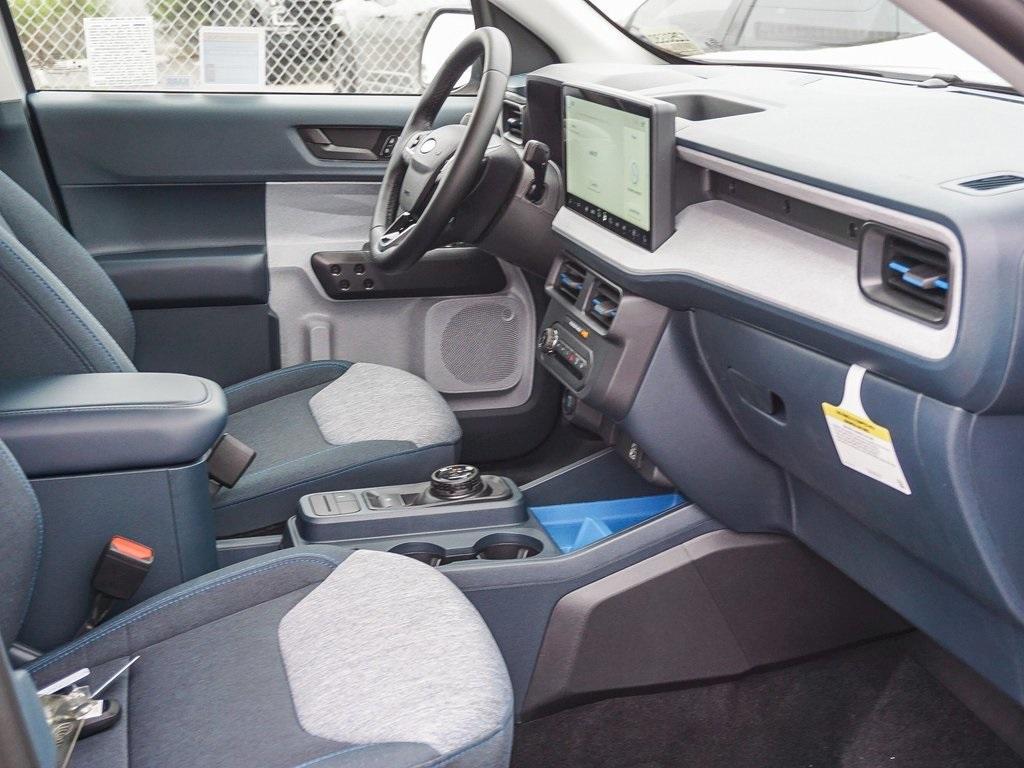 new 2025 Ford Maverick car, priced at $32,217