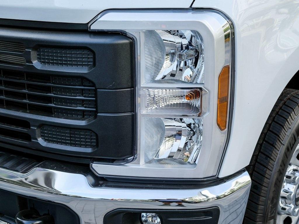 new 2024 Ford F-250 car, priced at $45,415