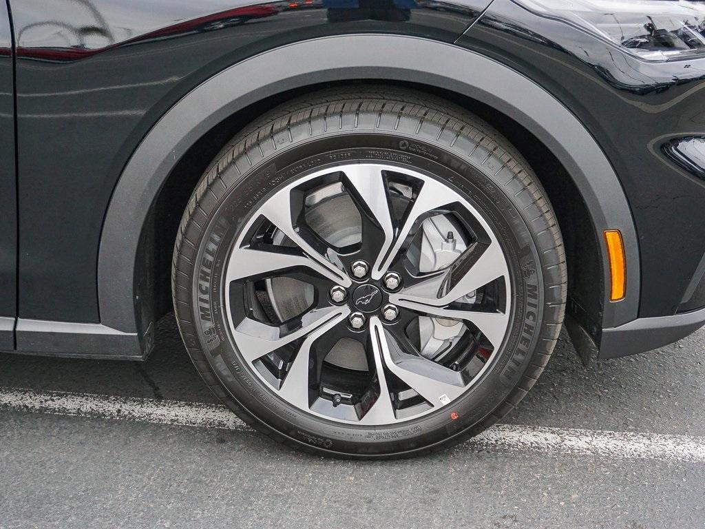 new 2025 Ford Mustang Mach-E car, priced at $40,433