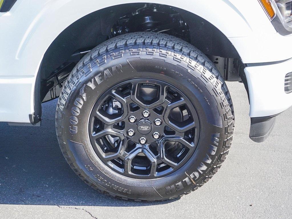new 2025 Ford F-150 car, priced at $48,950