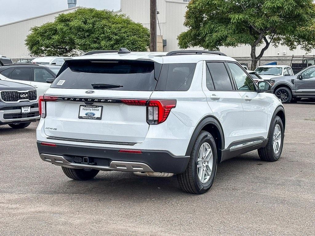 new 2025 Ford Explorer car, priced at $41,985