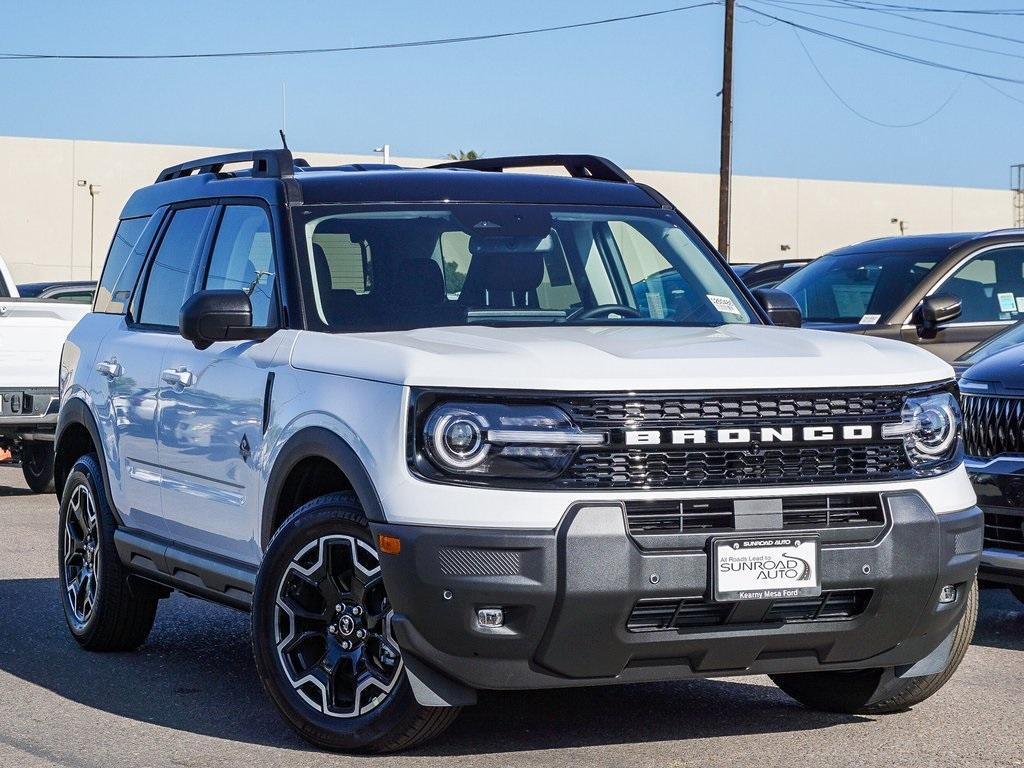 new 2025 Ford Bronco Sport car, priced at $38,952