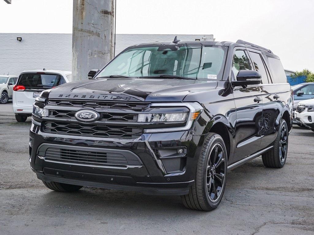 new 2024 Ford Expedition Max car, priced at $81,636