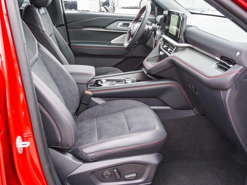 new 2025 Ford Explorer car, priced at $57,658