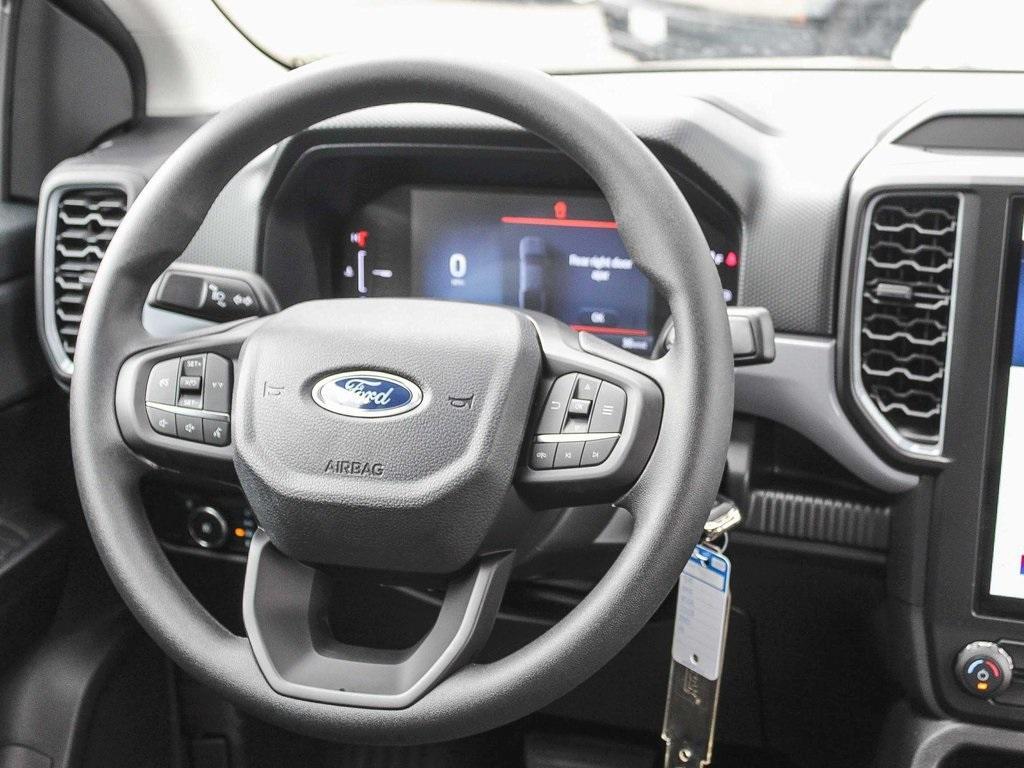 new 2025 Ford Ranger car, priced at $33,477