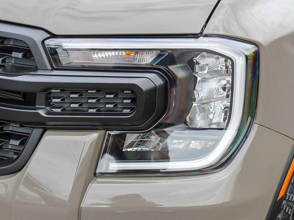 new 2025 Ford Ranger car, priced at $33,477