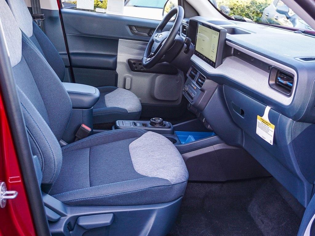 new 2025 Ford Maverick car, priced at $32,403