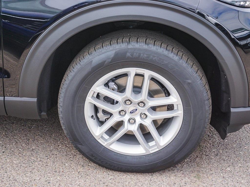 new 2025 Ford Explorer car, priced at $43,078