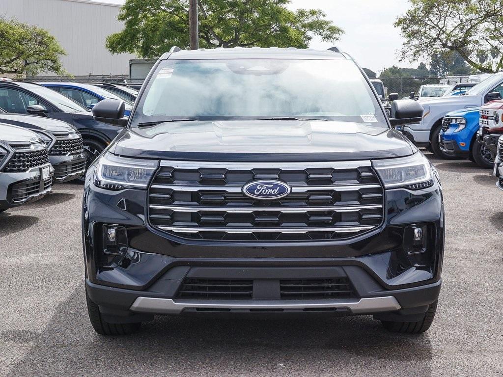 new 2025 Ford Explorer car, priced at $43,078