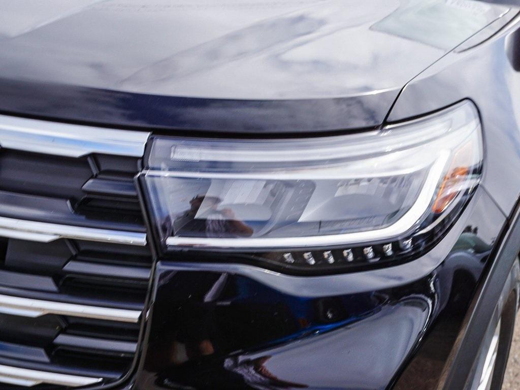 new 2025 Ford Explorer car, priced at $43,078