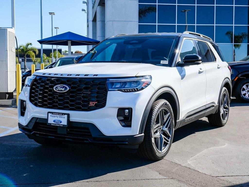 new 2025 Ford Explorer car, priced at $59,026