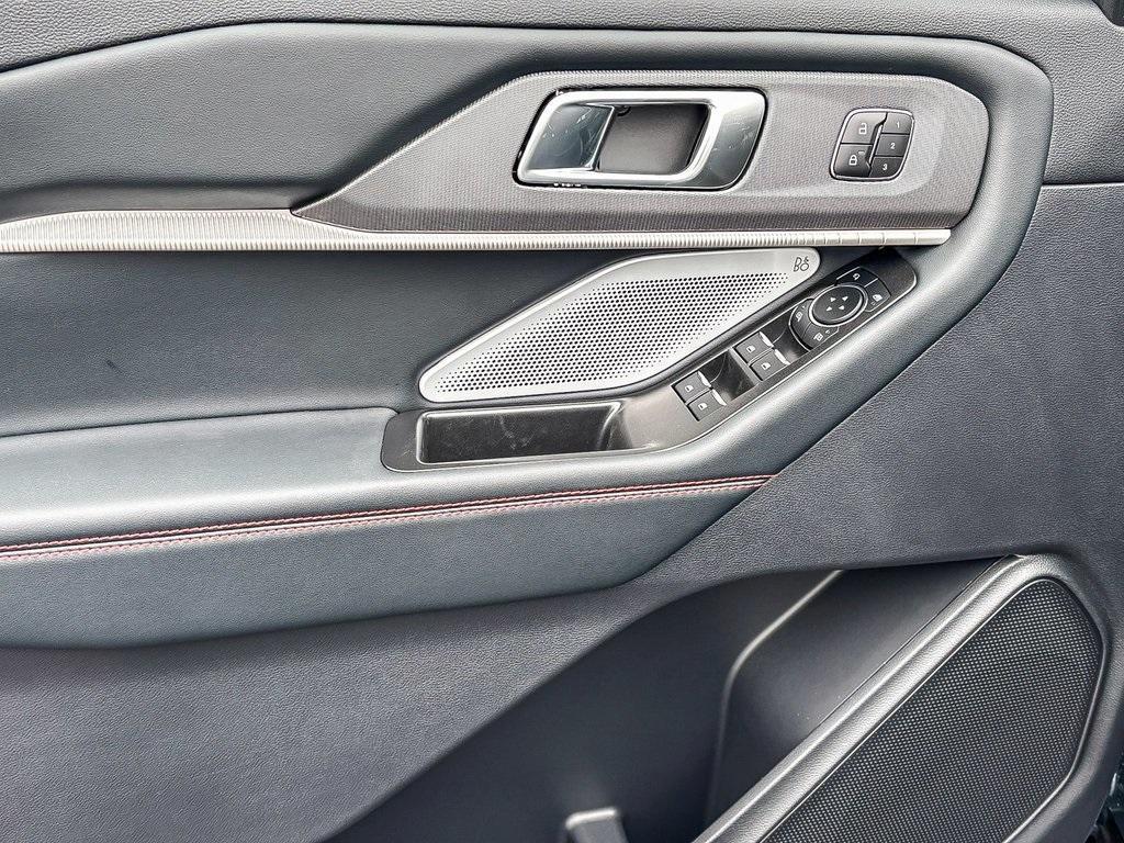 new 2025 Ford Explorer car, priced at $55,892