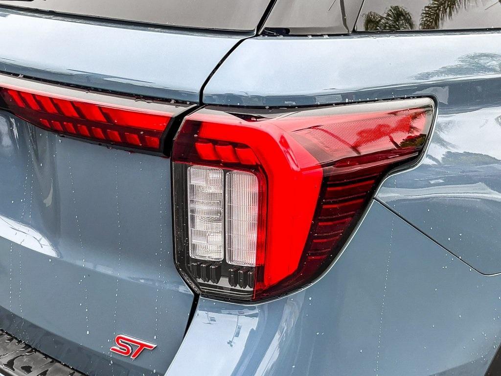 new 2025 Ford Explorer car, priced at $55,892