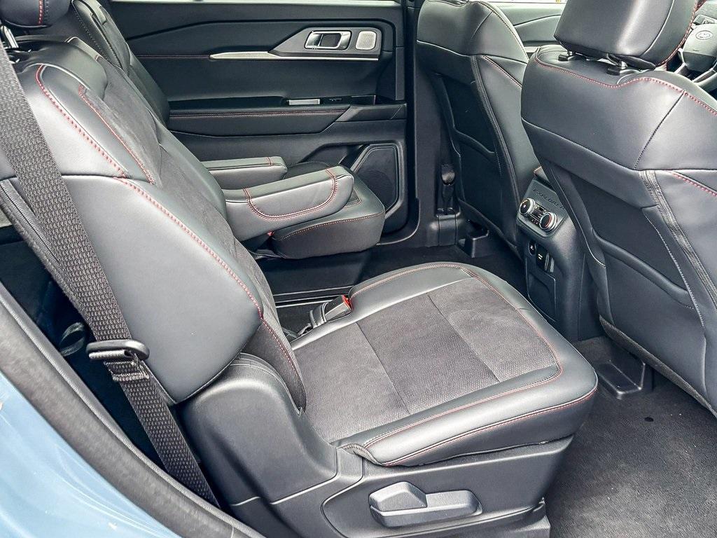 new 2025 Ford Explorer car, priced at $55,892