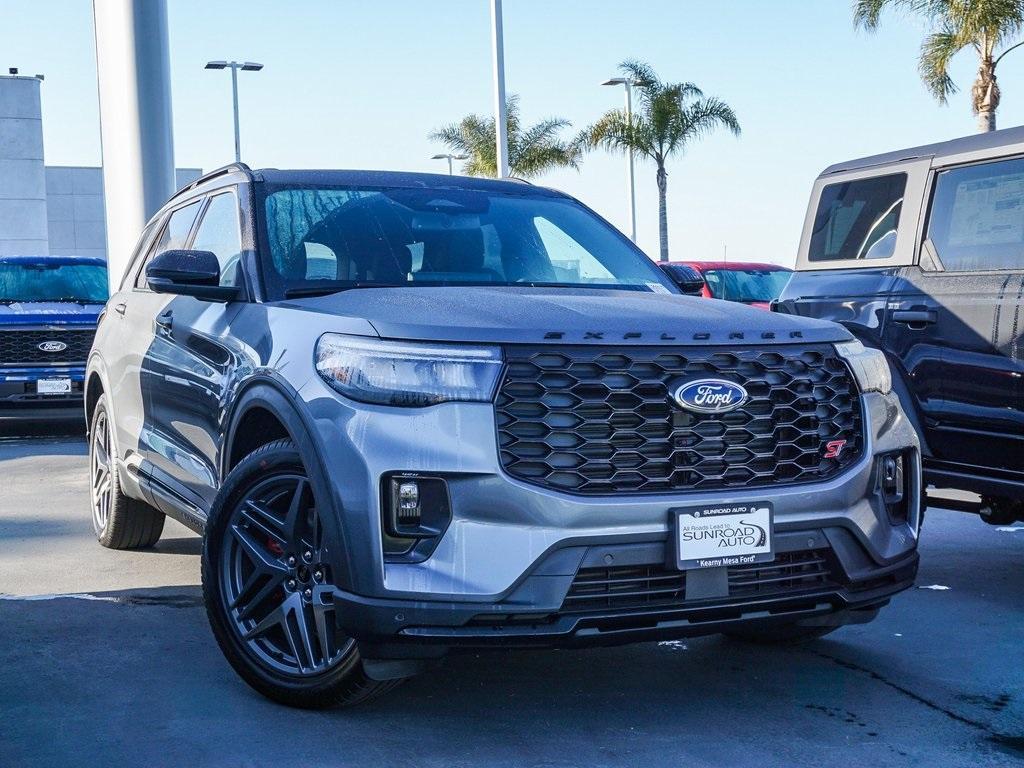 new 2025 Ford Explorer car, priced at $55,098