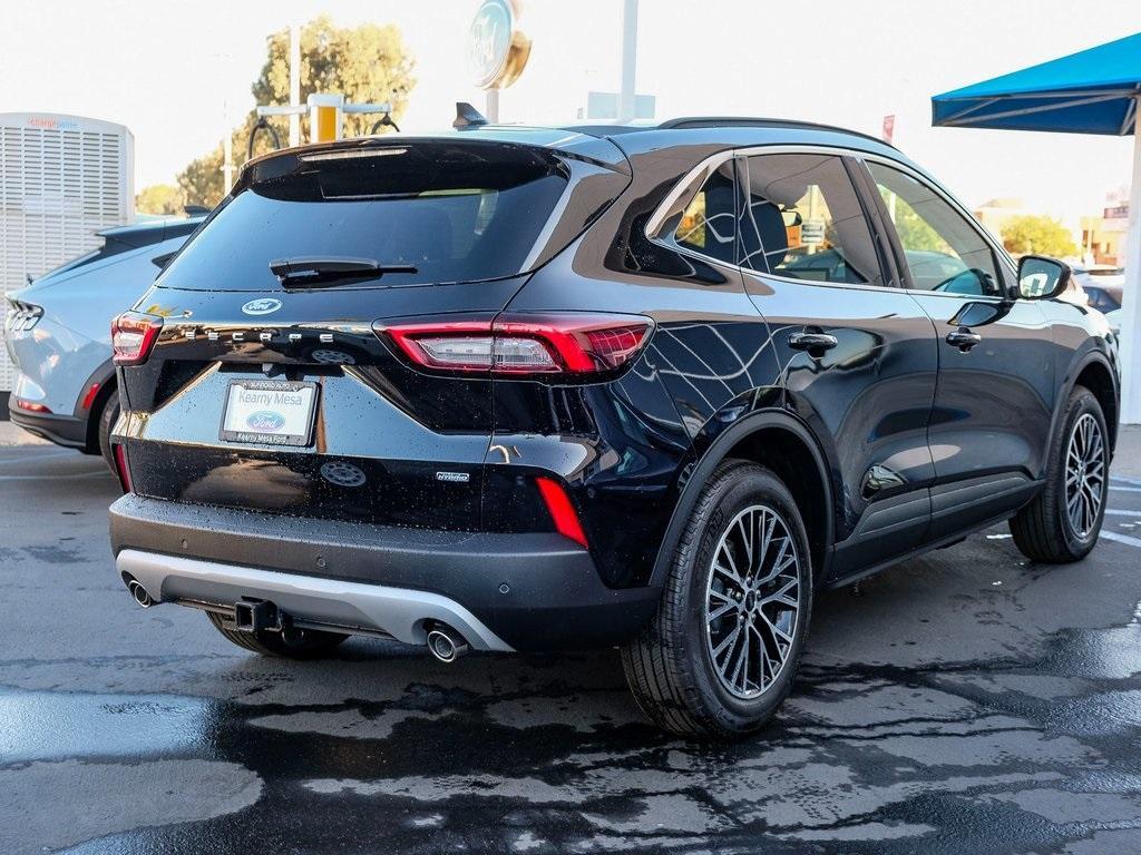 new 2025 Ford Escape car, priced at $38,089