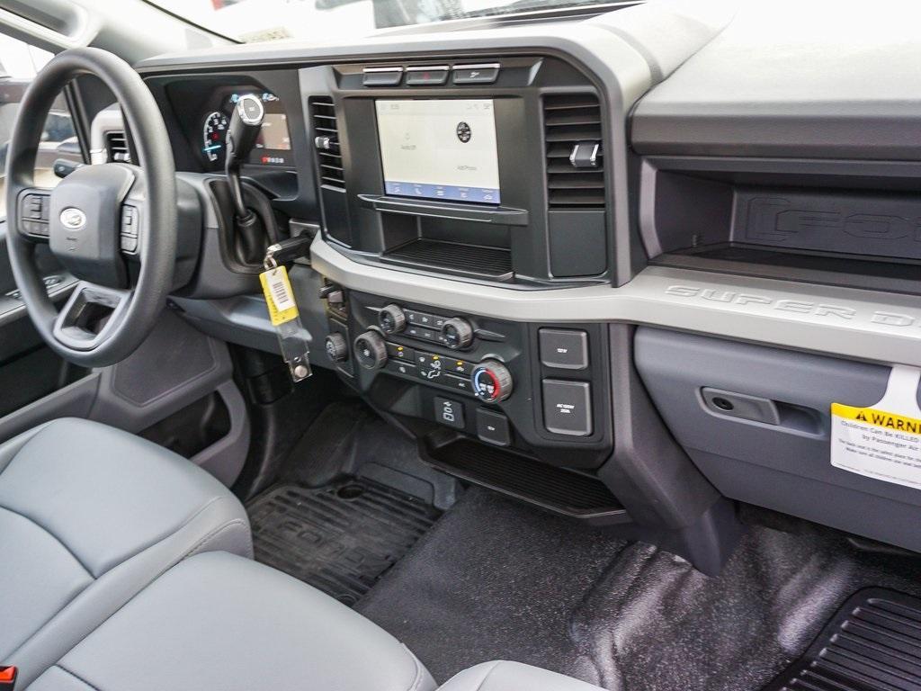 new 2024 Ford F-250 car, priced at $55,056