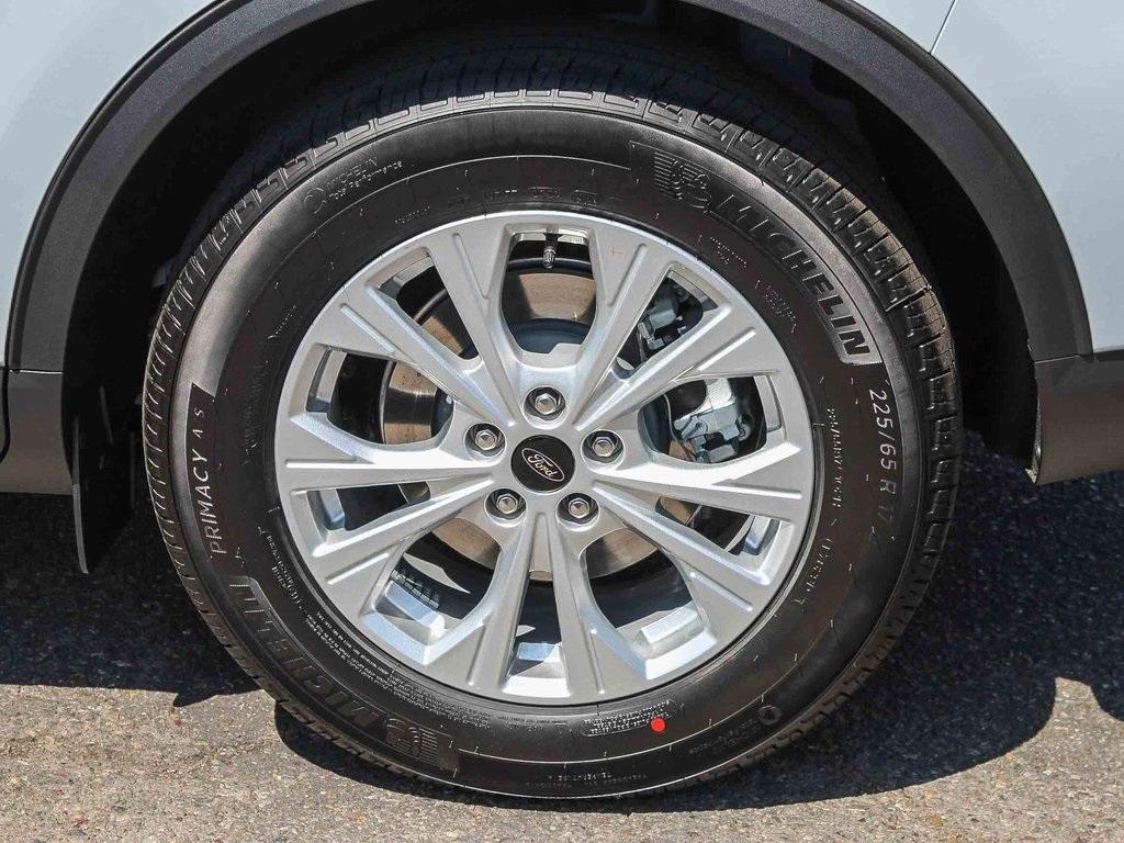 new 2025 Ford Escape car, priced at $26,069