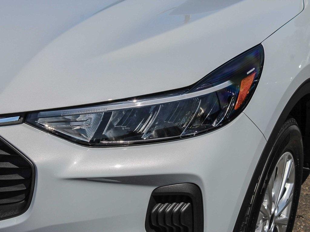 new 2025 Ford Escape car, priced at $26,069