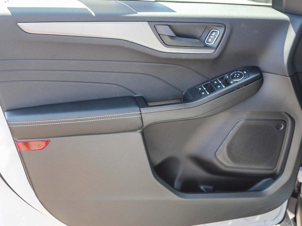 new 2025 Ford Escape car, priced at $26,069