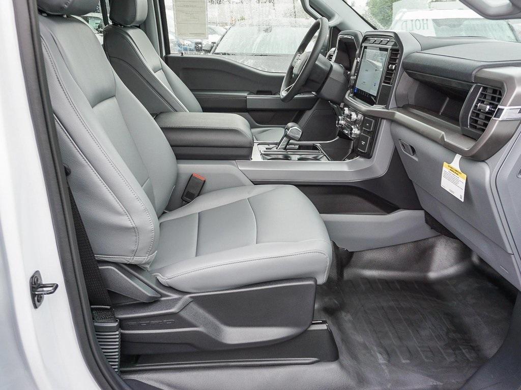 new 2024 Ford F-150 Lightning car, priced at $71,935