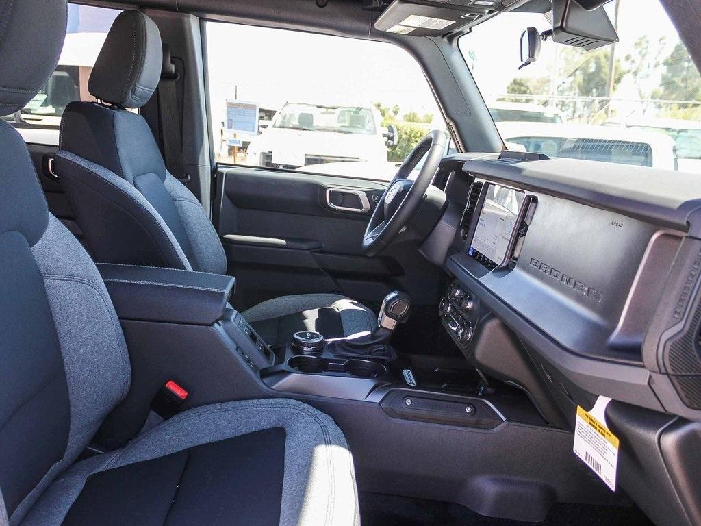 new 2025 Ford Bronco car, priced at $43,665